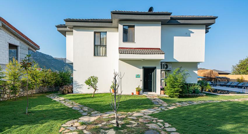 Orange Duplex Apartment