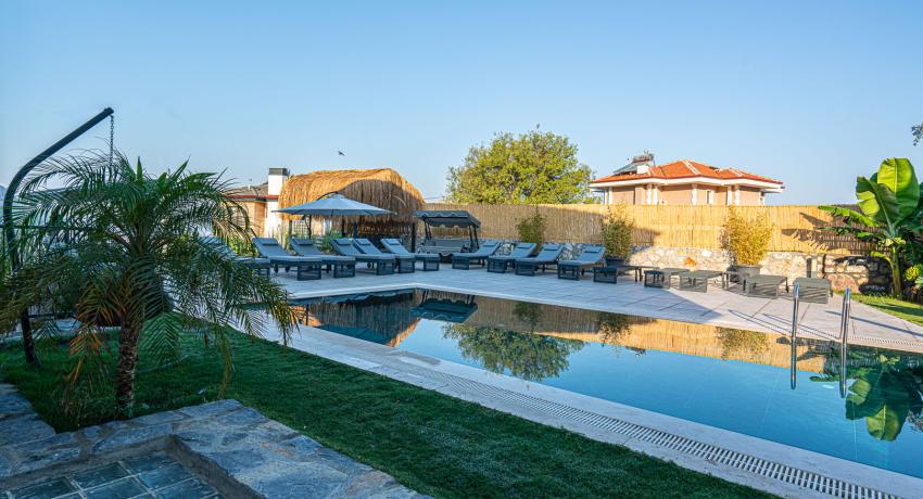 Orange Duplex Apartment